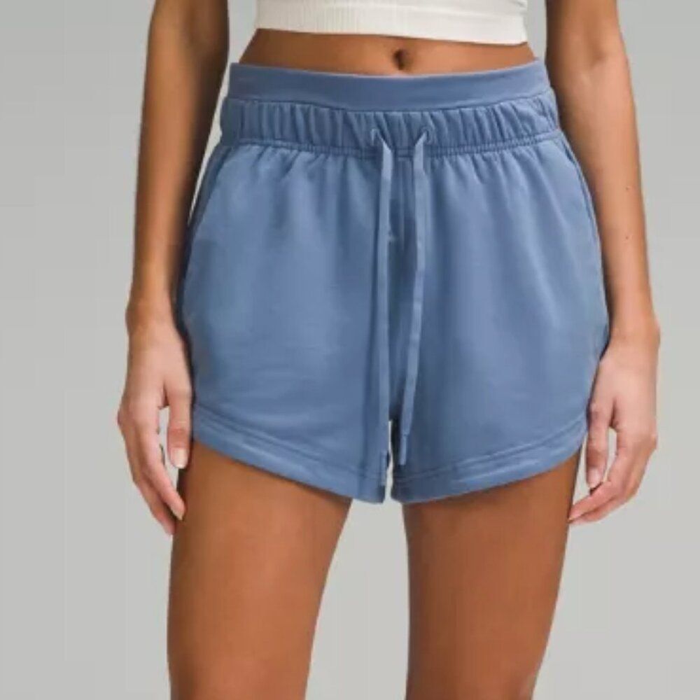 Lululemon Inner Glow High Rise Shorts 4 - Picture 6 of 6